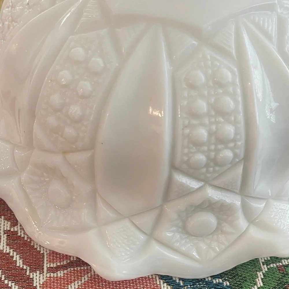 Elegant White Milk Glass Pedestal Vase